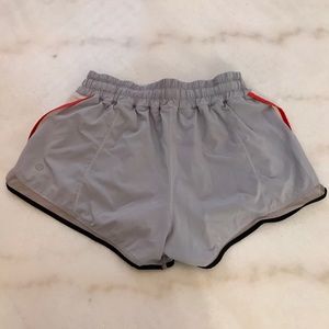 Lululemon Hotty Hot Shorts 2.5”